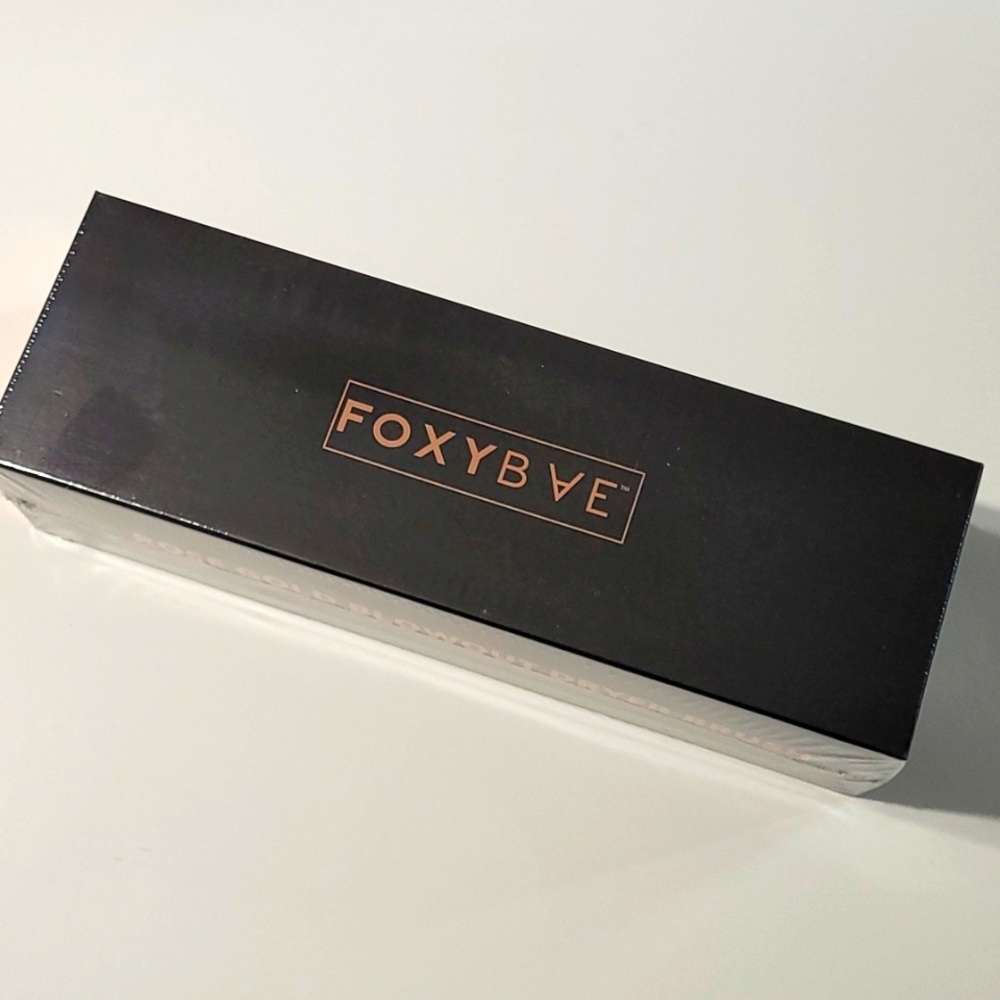 FoxyBae rose gold blowout dryer brush - Picture 1 of 3